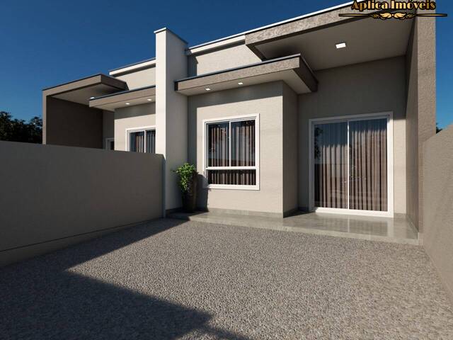 #747 - Casa para Venda em Navegantes - SC