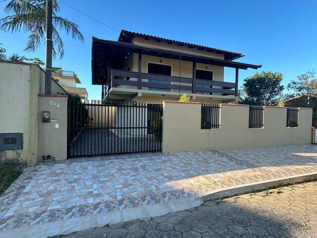 #1061 - Casa para Venda em Navegantes - SC - 2