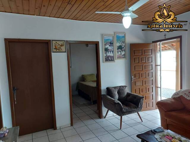 Casa para Venda em Navegantes - 5