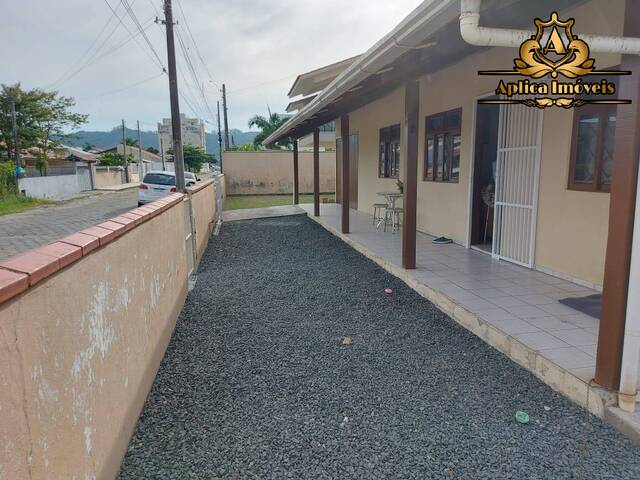 Casa para Venda em Navegantes - 4