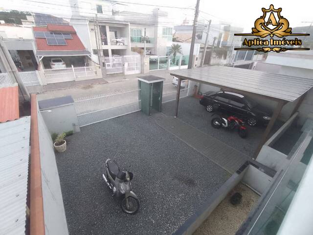 #1102 - Casa para Venda em Navegantes - SC