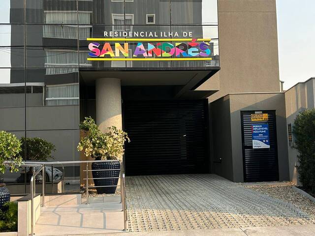 #898 - Apartamento para Venda em Navegantes - SC