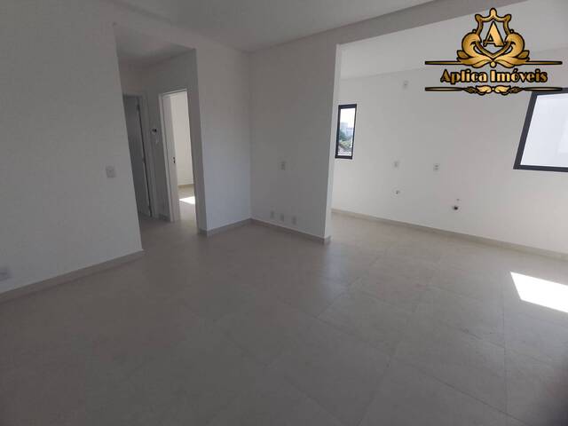 #1011 - Apartamento para Venda em Navegantes - SC