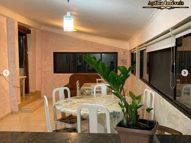 Casa para Venda em Penha - 4