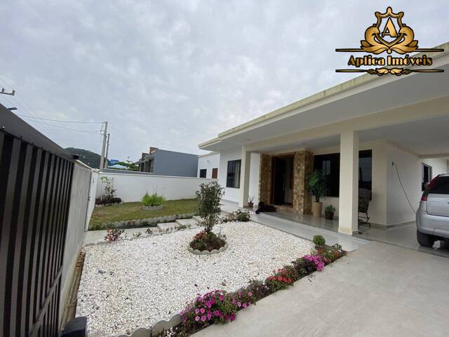 #1206 - Casa para Venda em Penha - SC