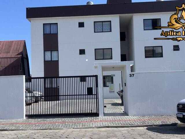 #1210 - Apartamento para Locação em Navegantes - SC