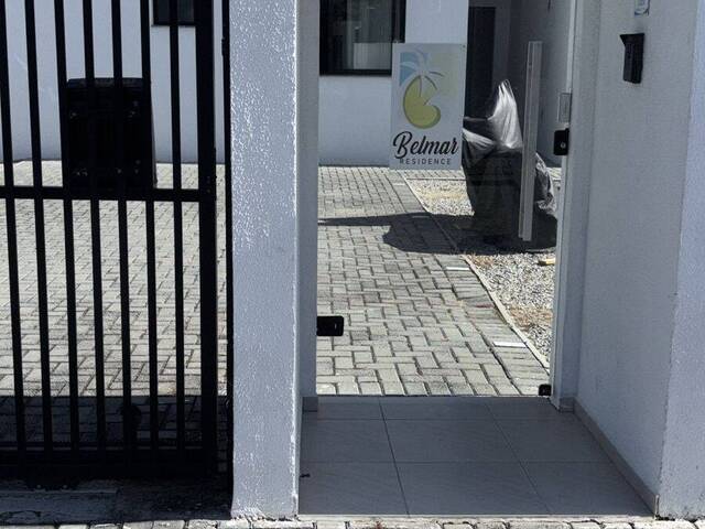 #1210 - Apartamento para Locação em Navegantes - SC