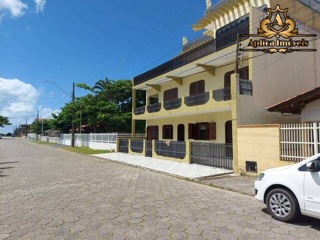 #1216 - Casa para Venda em Navegantes - SC