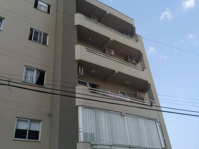 #1240 - Apartamento para Venda em Navegantes - SC