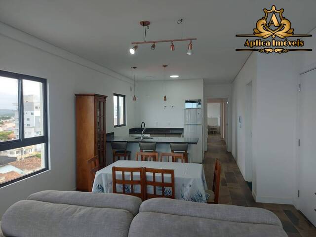 #1215 - Apartamento para Venda em Balneário Piçarras - SC