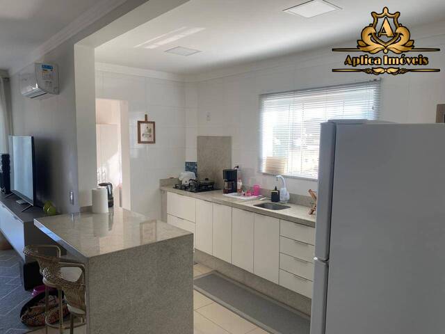 #1269 - Apartamento para Venda em Navegantes - SC