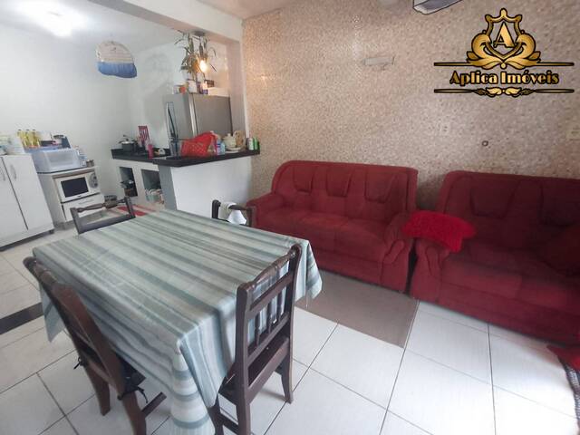 #1290 - Casa para Venda em Penha - SC