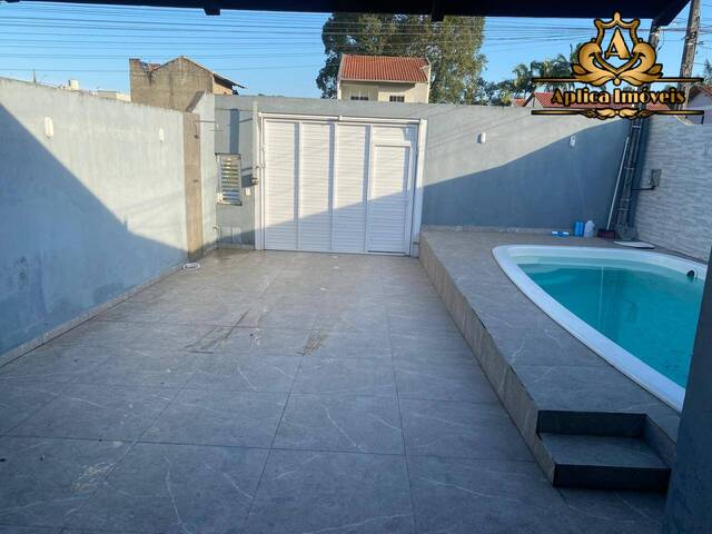 #1301 - Casa para Venda em Navegantes - SC
