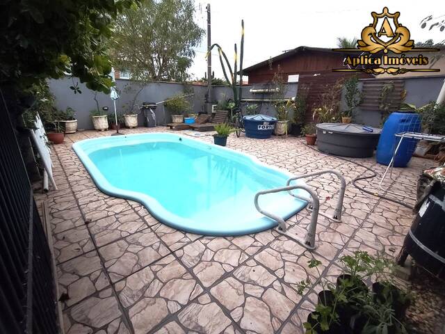 #1302 - Casa para Venda em Navegantes - SC