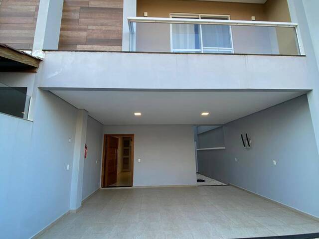 #1307 - Casa para Venda em Navegantes - SC