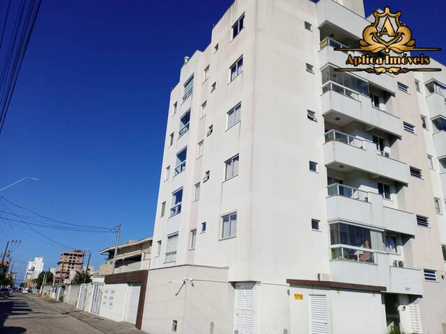 #1316 - Apartamento para Venda em Navegantes - SC