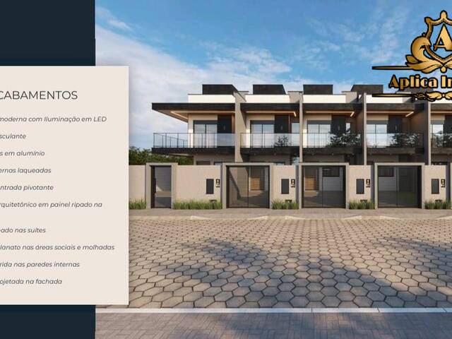 #1335 - Casa para Venda em Navegantes - SC