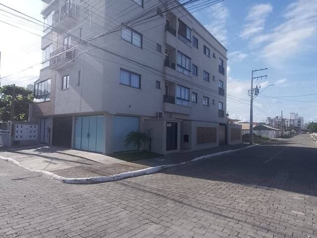 #1394 - Apartamento para Venda em Navegantes - SC
