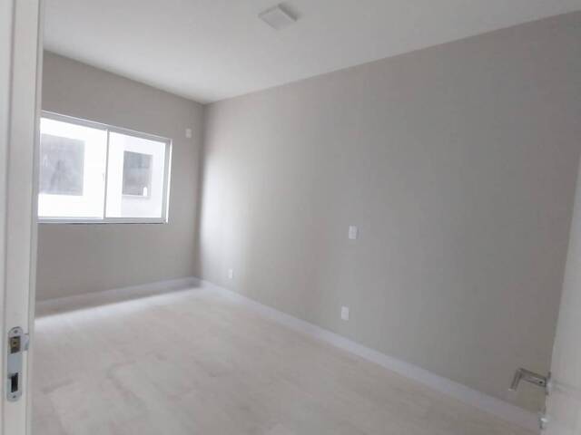 Apartamento para Venda em Navegantes - 4