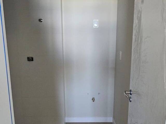 Apartamento para Venda em Navegantes - 5