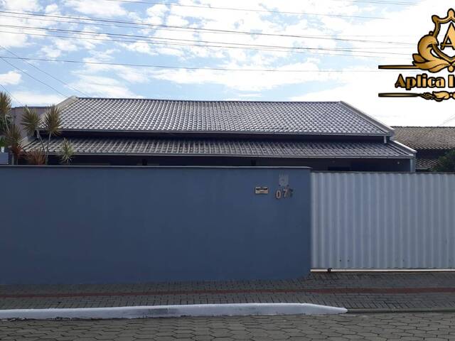 #1410 - Casa para Venda em Penha - SC