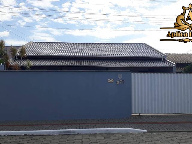 #1410 - Casa para Venda em Penha - SC