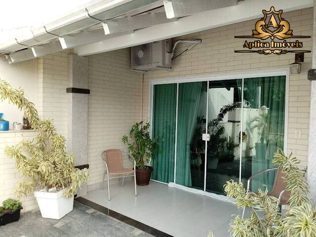 #1412 - Casa para Venda em Navegantes - SC