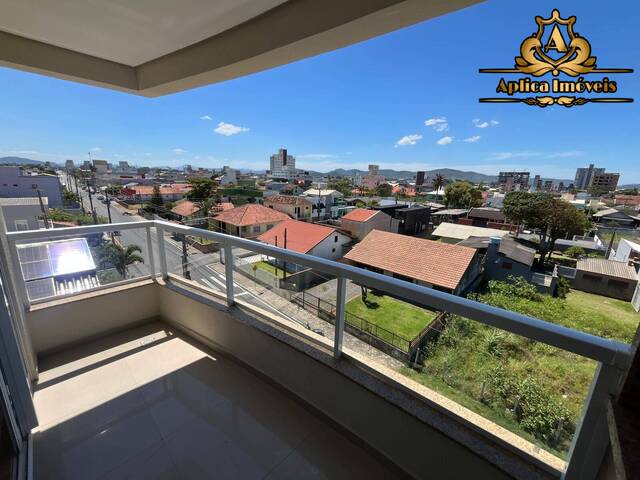 Apartamento para Venda em Navegantes - 5