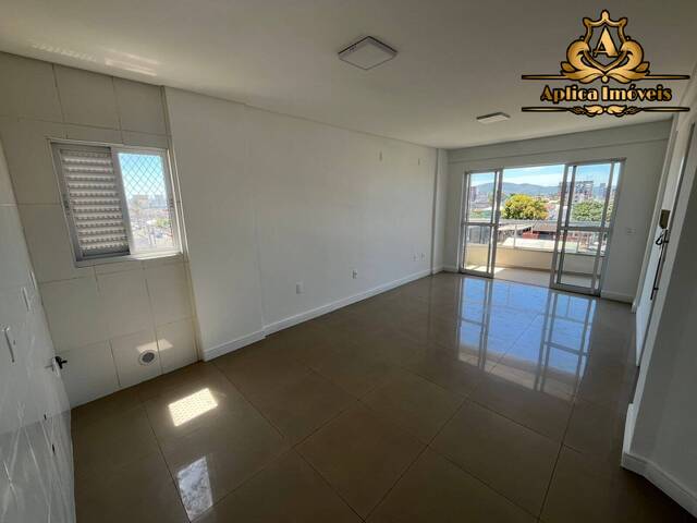 #1418 - Apartamento para Venda em Navegantes - SC
