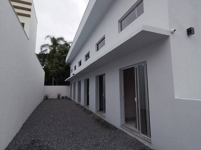 #1435 - Apartamento para Venda em Navegantes - SC