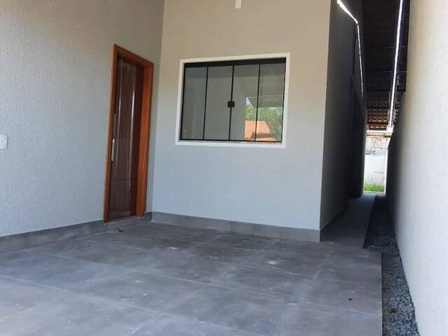 #1438 - Casa para Venda em Navegantes - SC