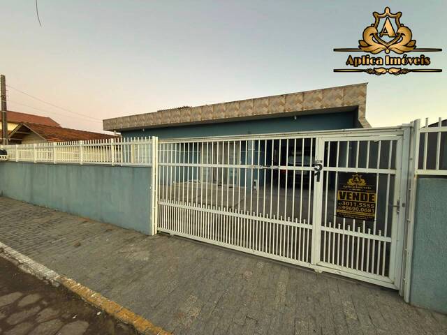 #1441 - Casa para Venda em Navegantes - SC