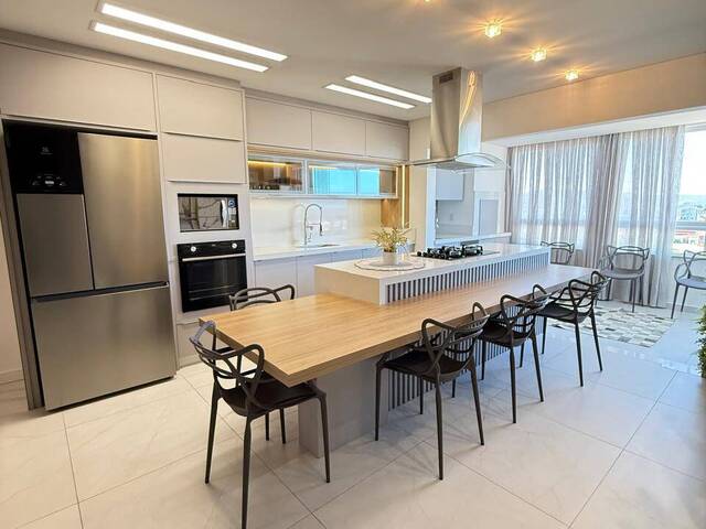 Apartamento para Venda em Navegantes - 3