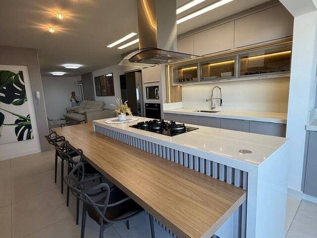 Apartamento para Venda em Navegantes - 2
