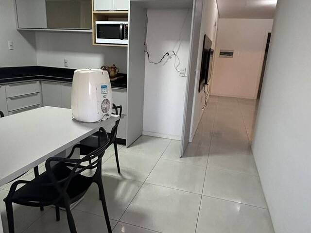 Apartamento para Locação em Navegantes - 2