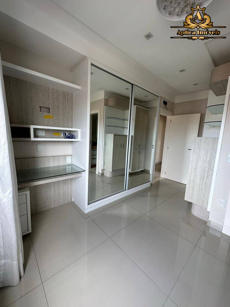 Apartamento, 3 quartos, 198 m² - Foto 4