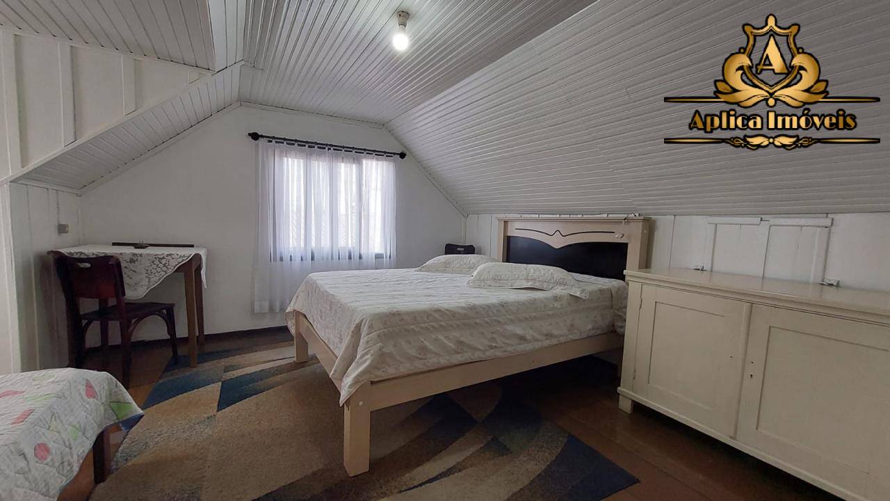 Casa para alugar com 4 quartos, 400m² - Foto 3