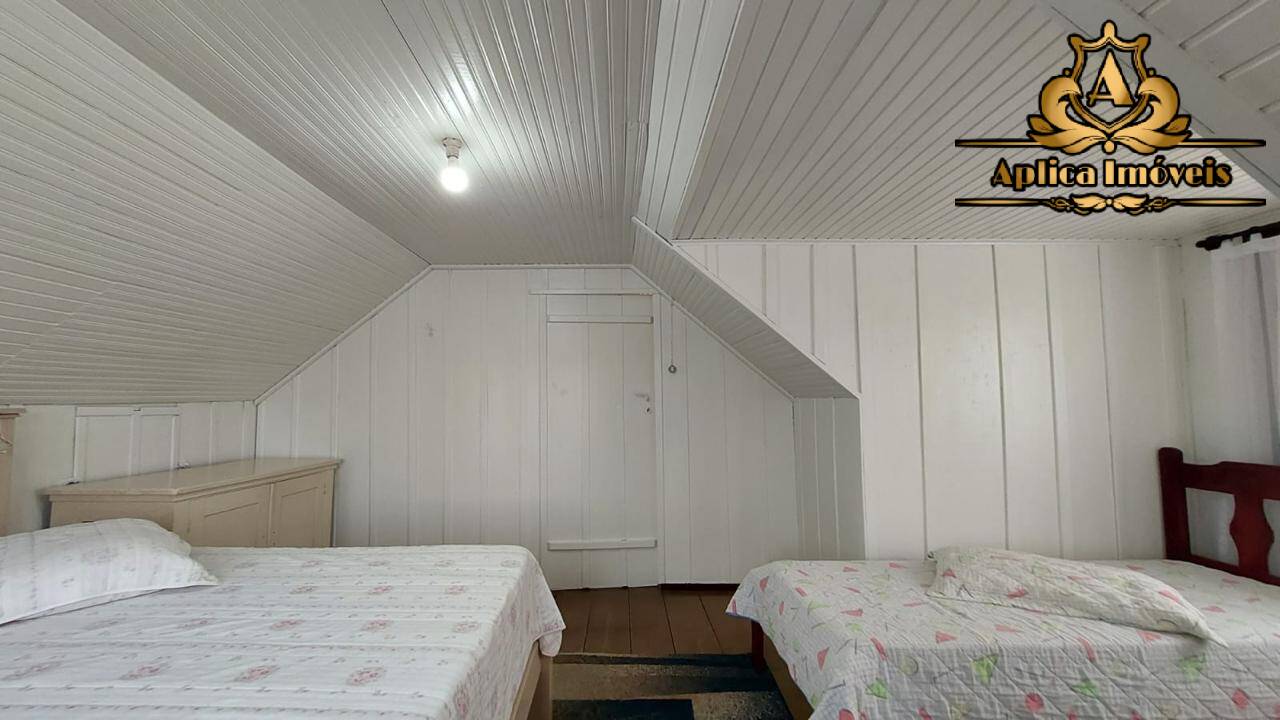 Casa para alugar com 4 quartos, 400m² - Foto 12
