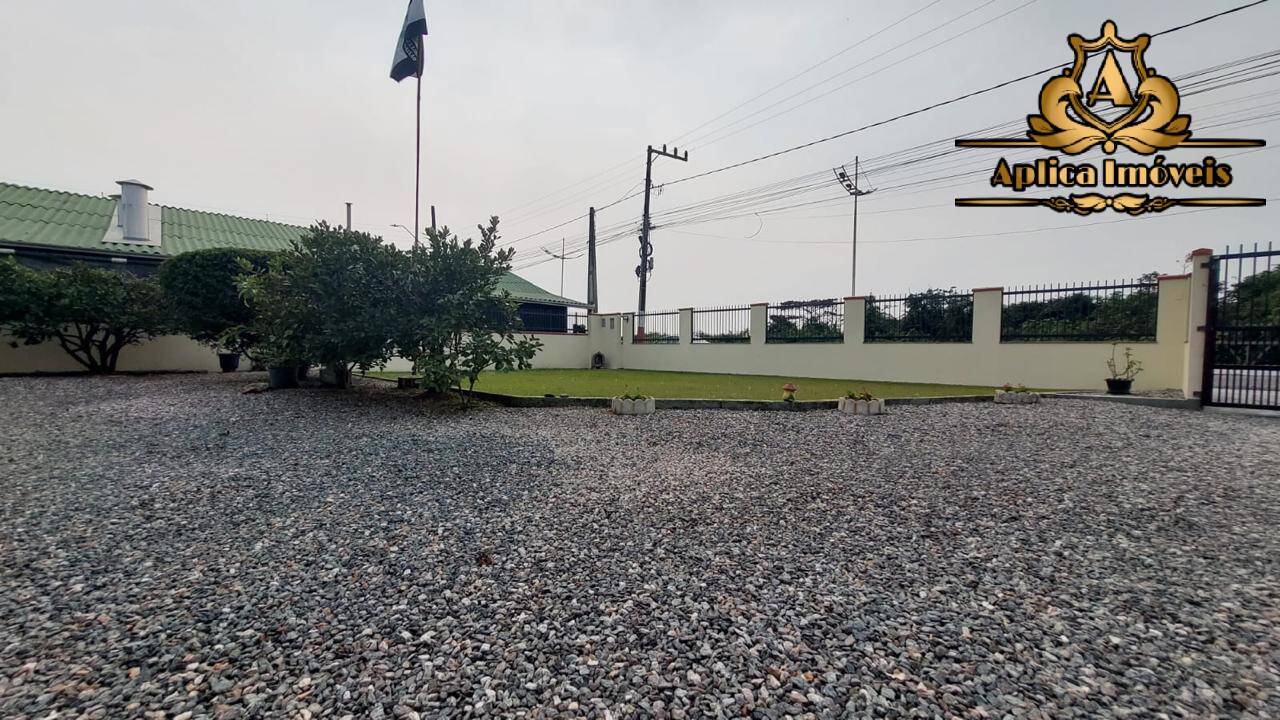 Casa para alugar com 4 quartos, 400m² - Foto 18