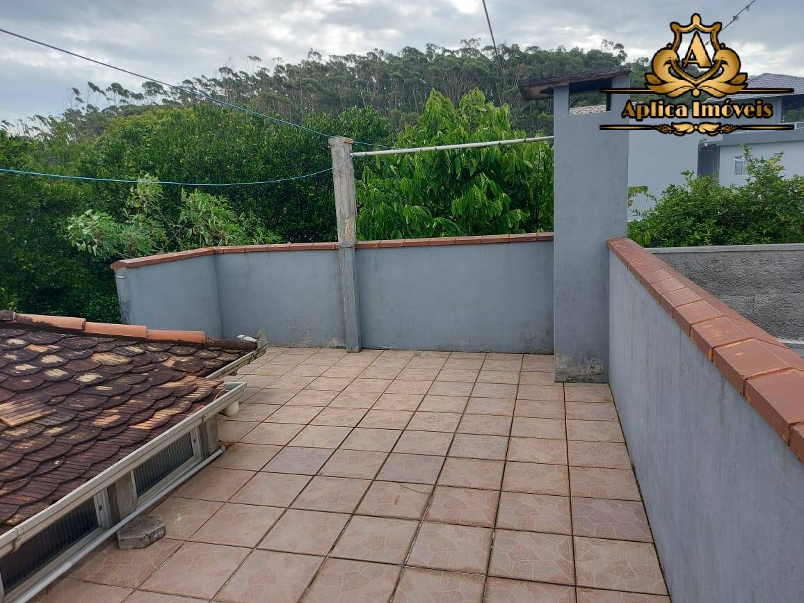 Casa à venda com 4 quartos, 319m² - Foto 12