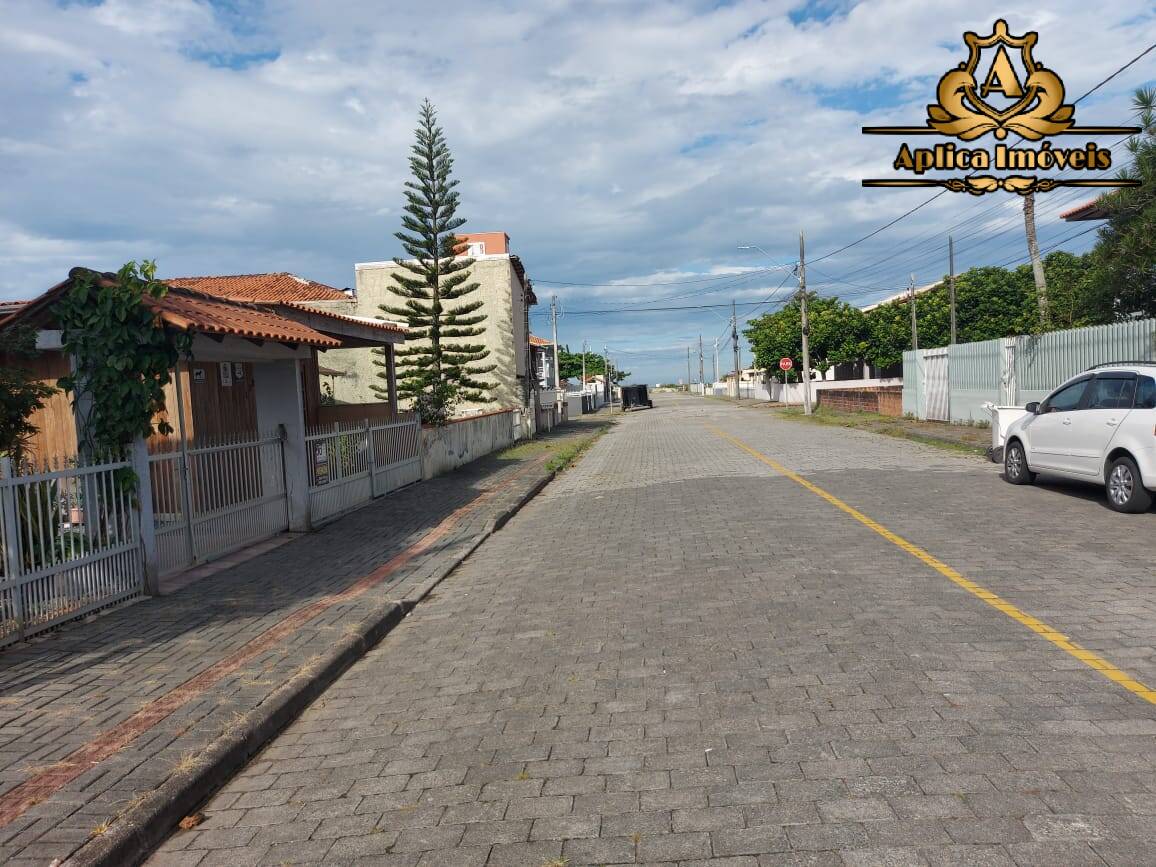 Casa à venda com 4 quartos, 319m² - Foto 15