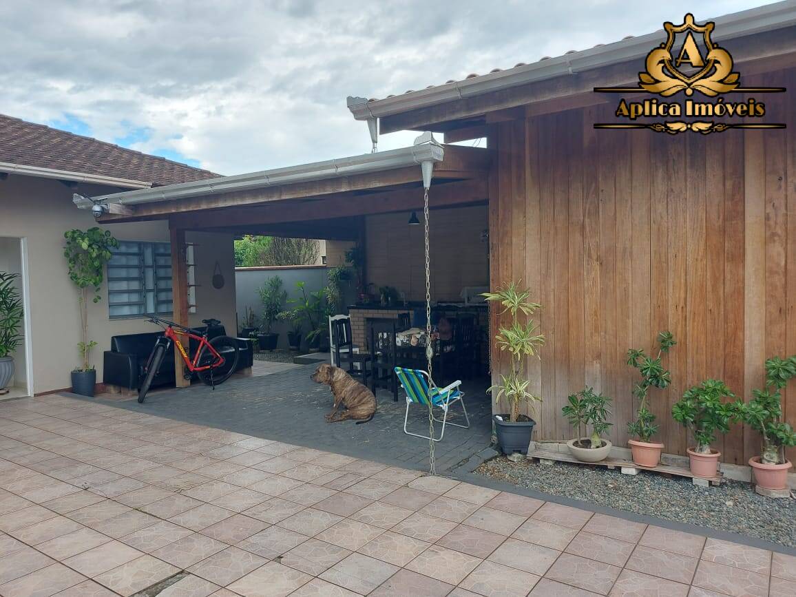 Casa à venda com 4 quartos, 319m² - Foto 9
