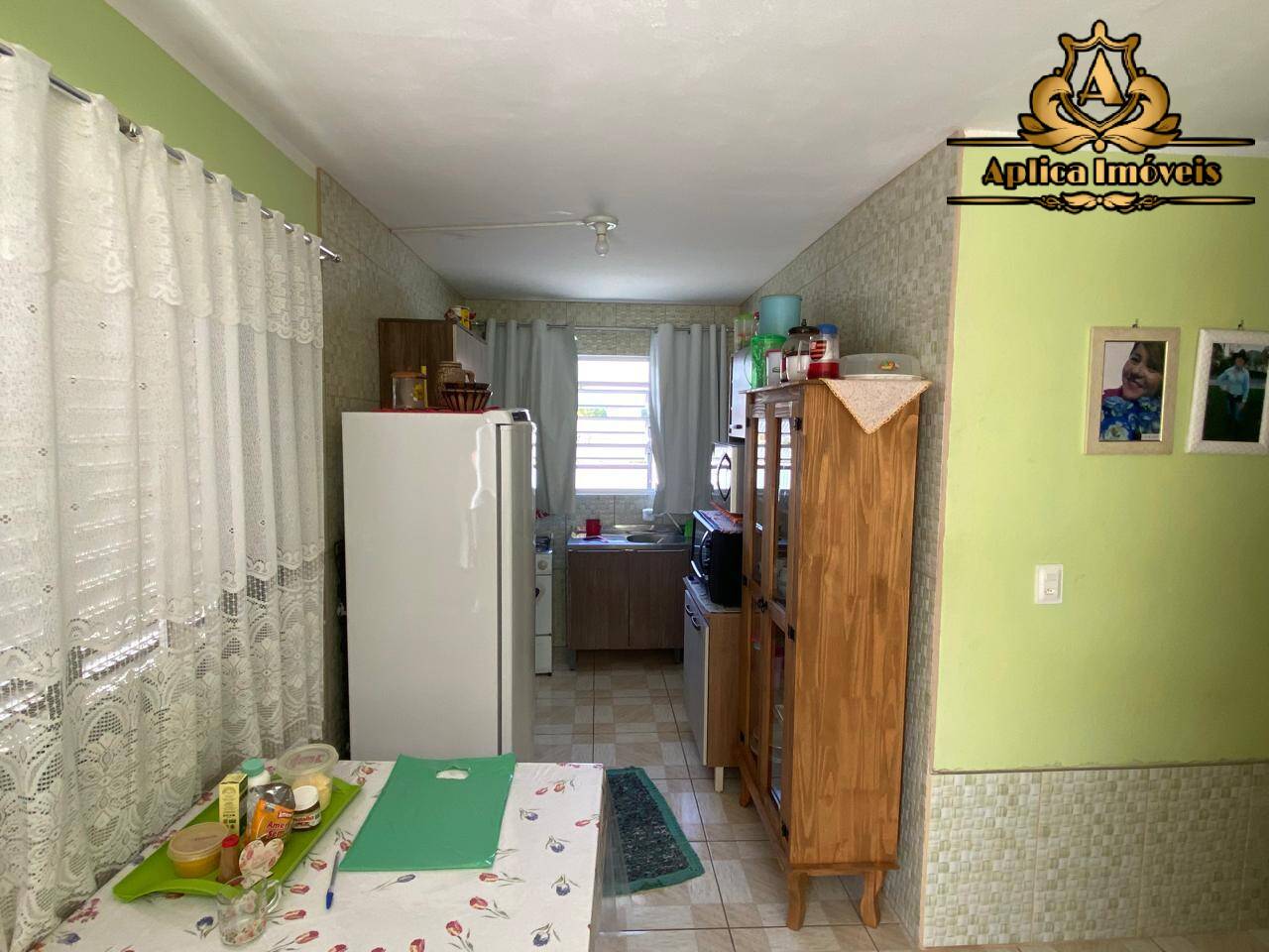 Casa à venda com 2 quartos, 330m² - Foto 8