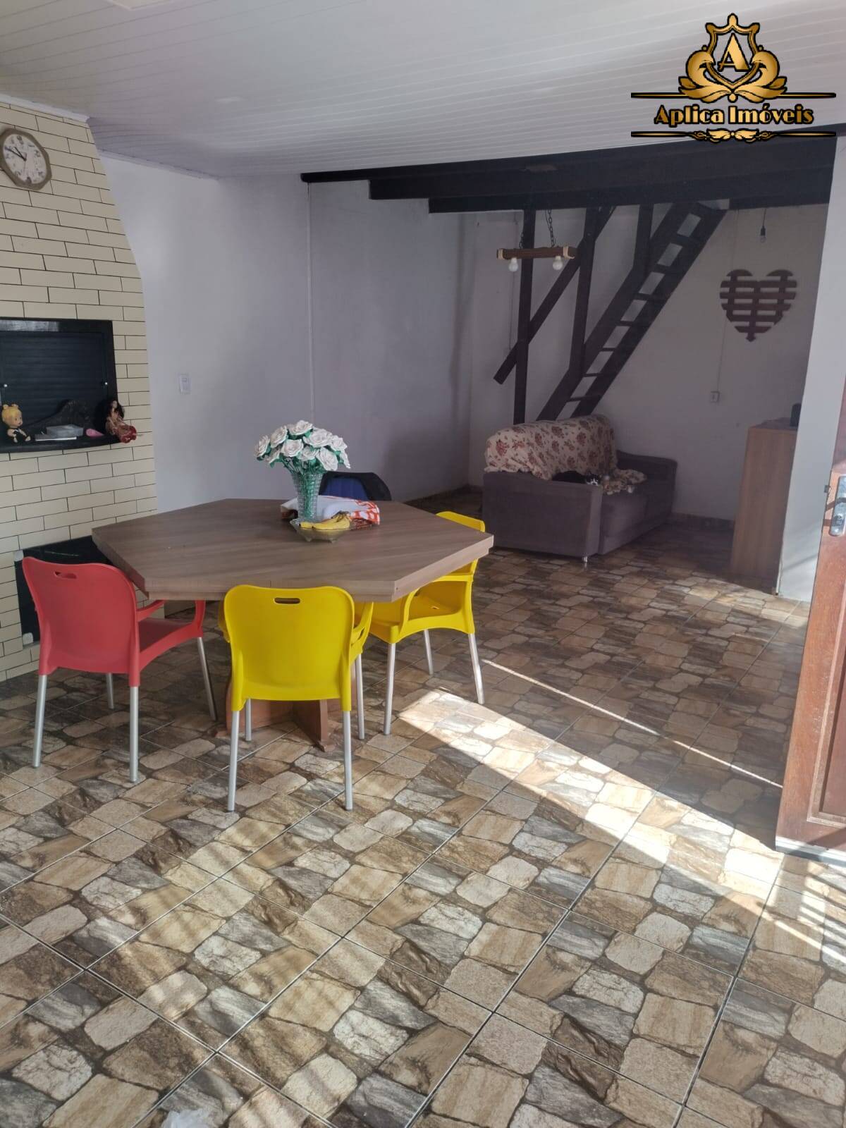 Casa à venda com 5 quartos, 110m² - Foto 6
