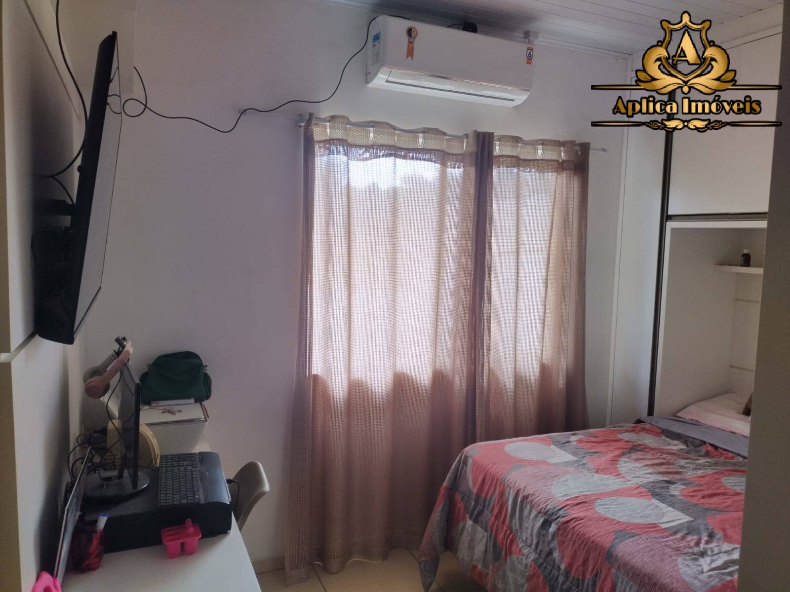 Casa à venda com 5 quartos, 110m² - Foto 11