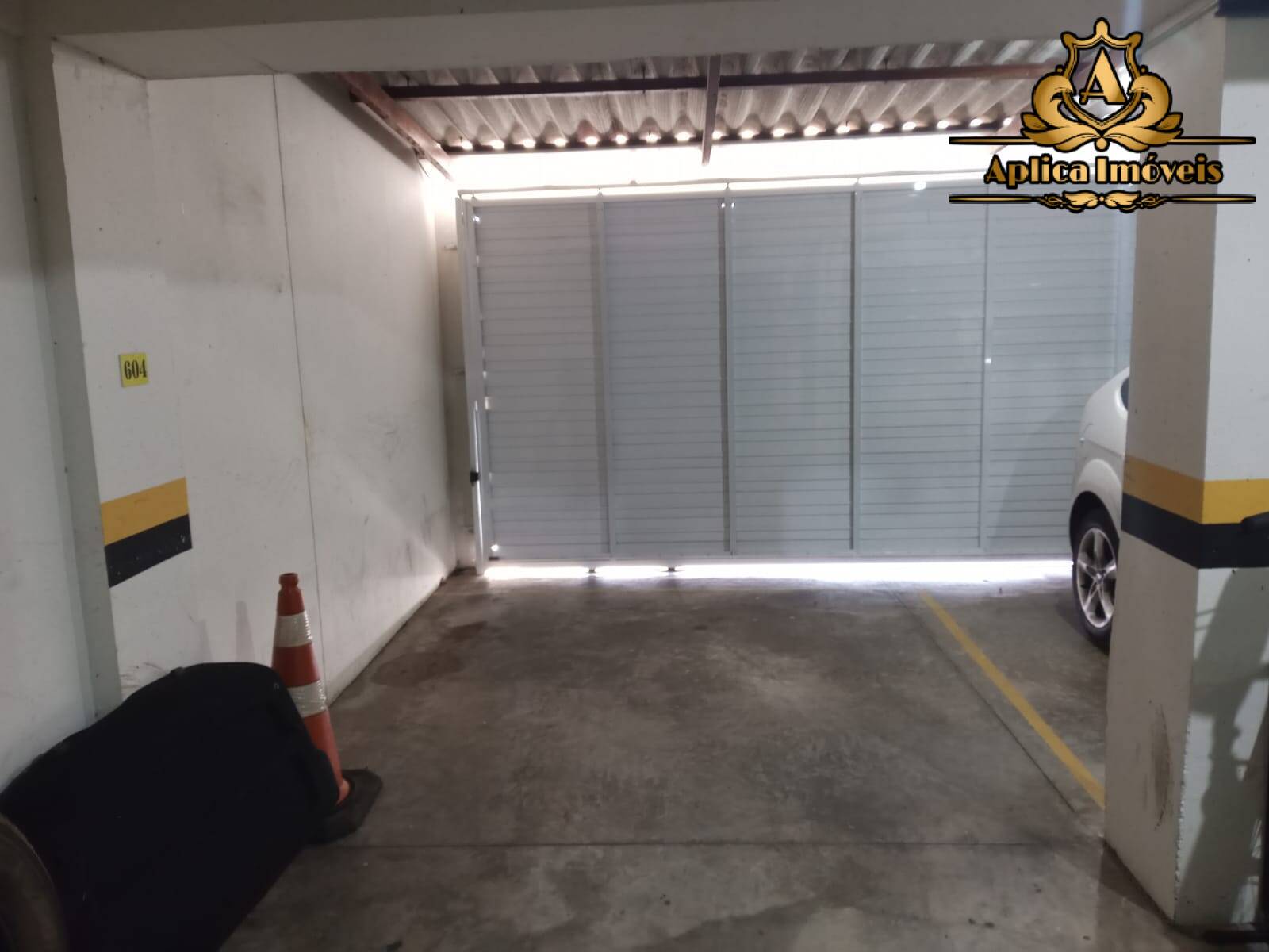 Apartamento à venda com 2 quartos, 79m² - Foto 35