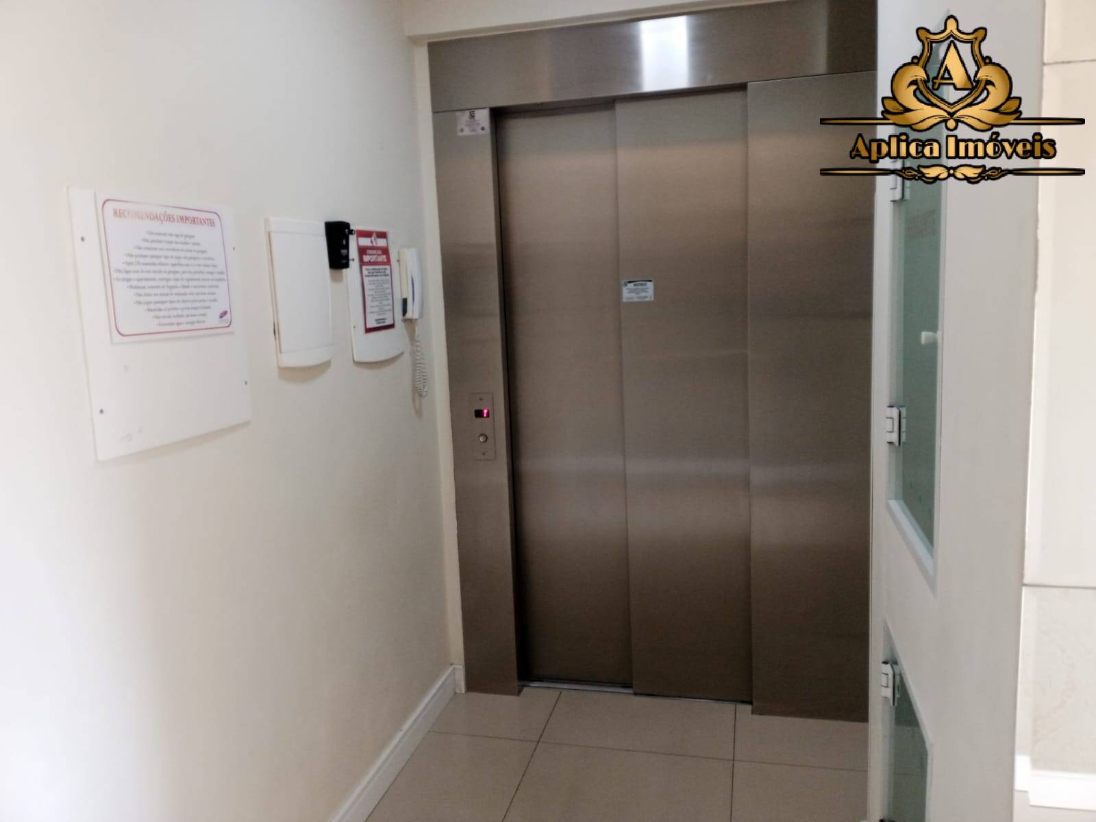 Apartamento à venda com 2 quartos, 79m² - Foto 6