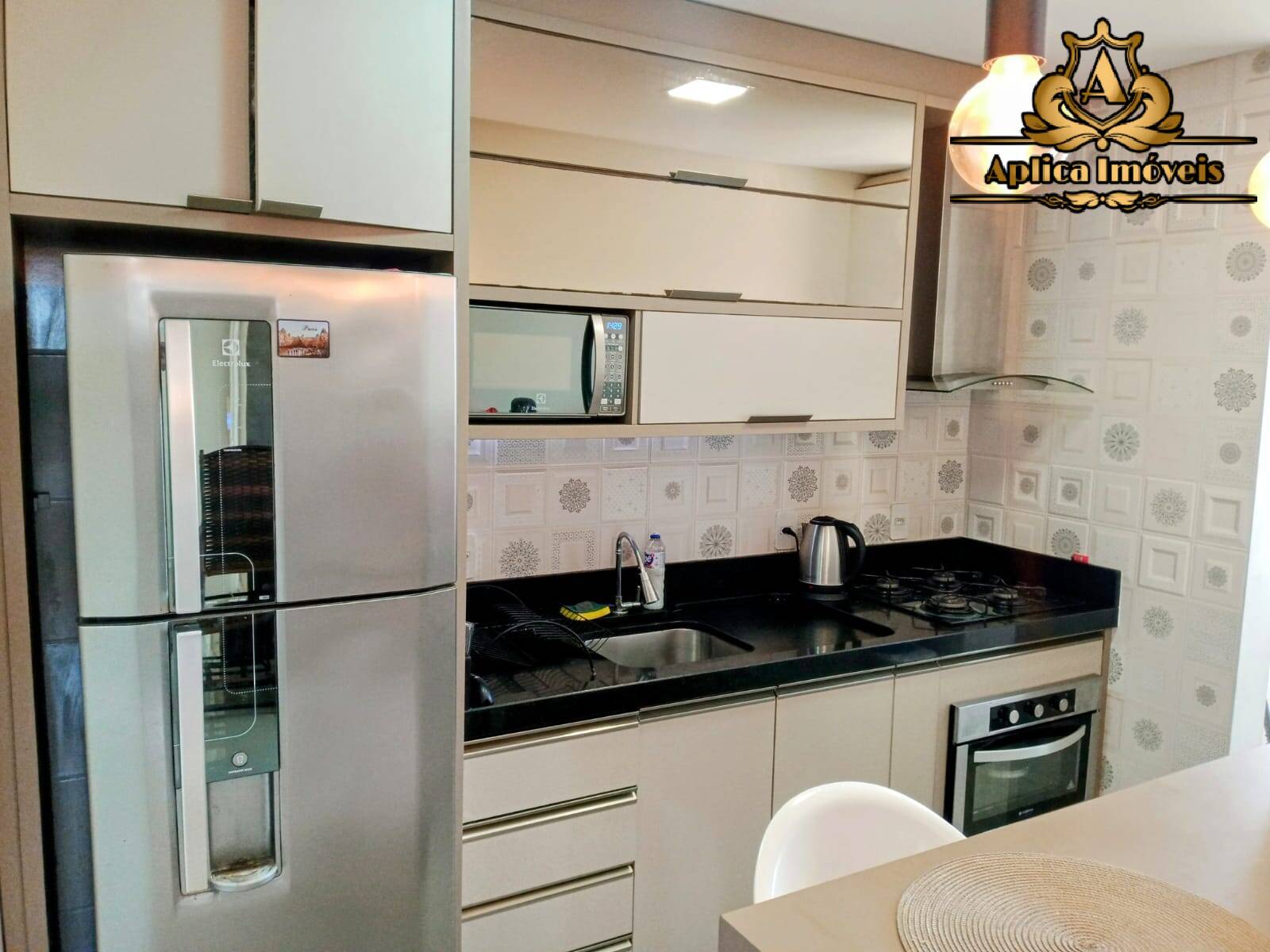 Apartamento à venda com 2 quartos, 79m² - Foto 29