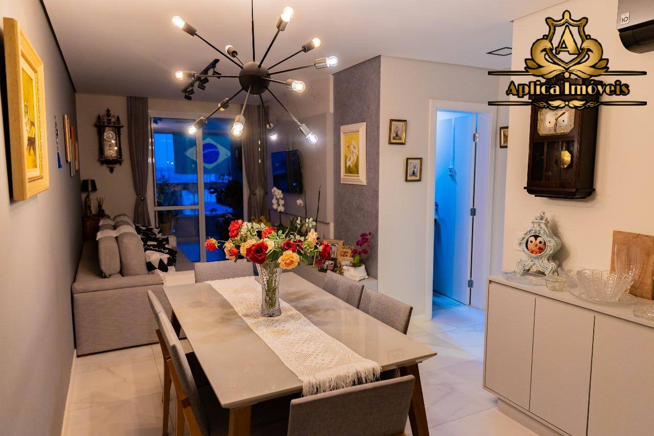 Apartamento à venda com 2 quartos, 73m² - Foto 47