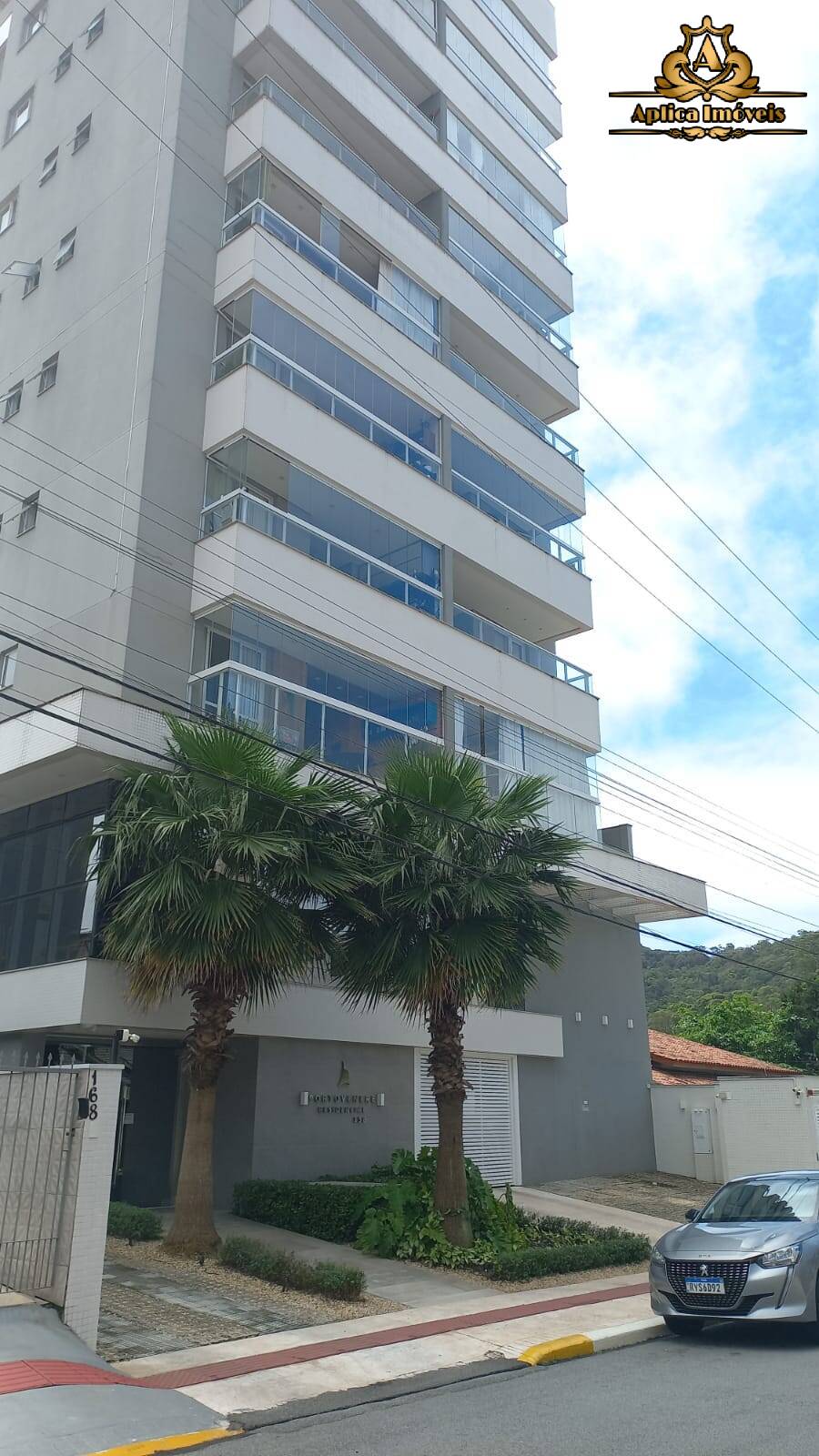 Apartamento à venda com 2 quartos, 73m² - Foto 1